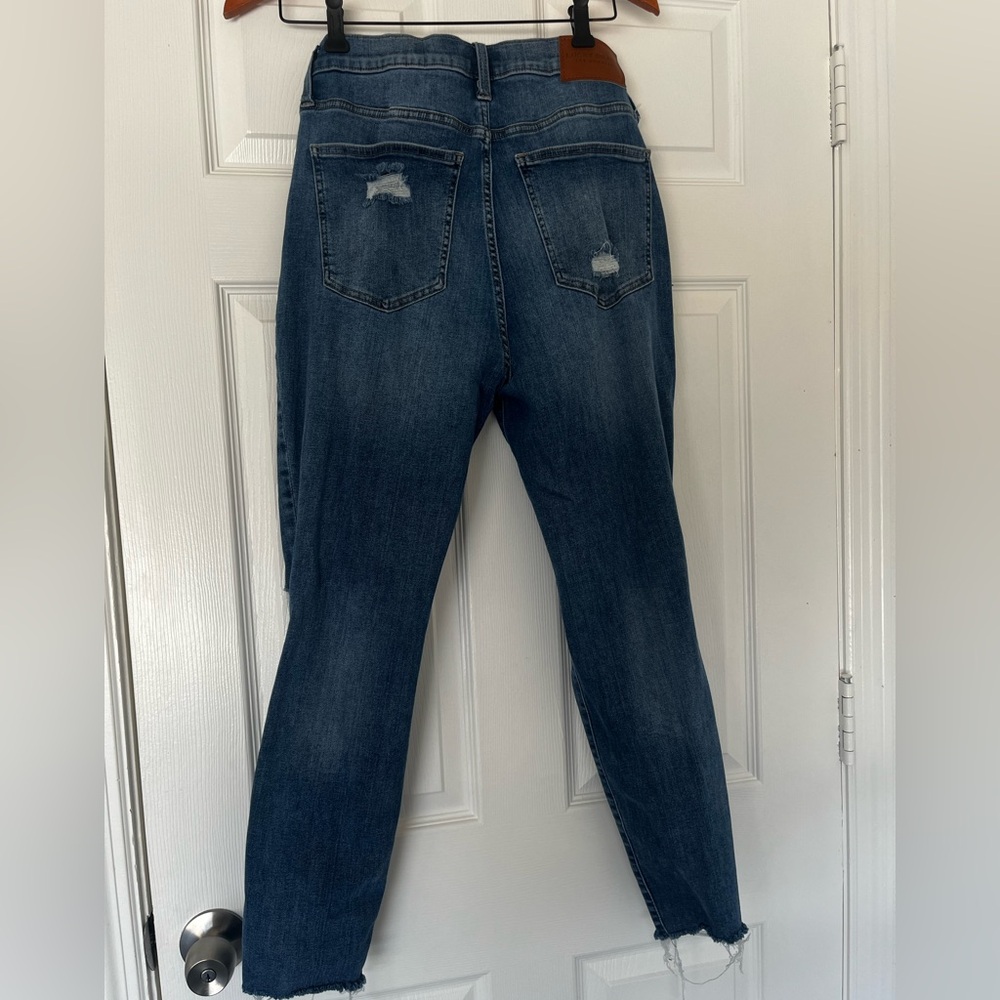 Lucky Brand Distressed Blue Skinny Jeans